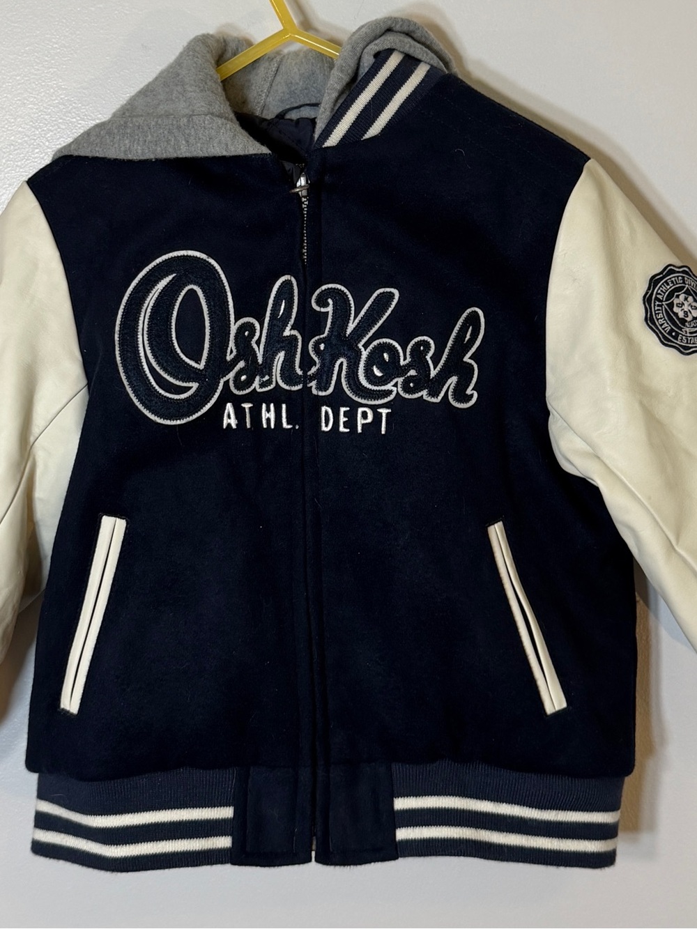 OshKosh B'gosh boys varsity jacket size 4 navy white hooded letterman athletic